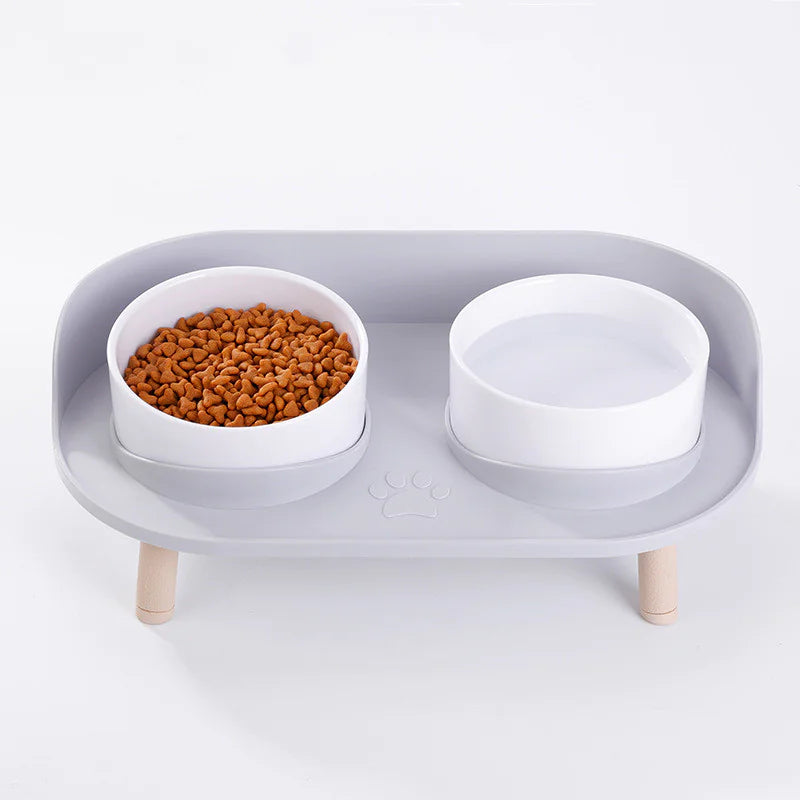 Stable-Elevated Cat Feeder