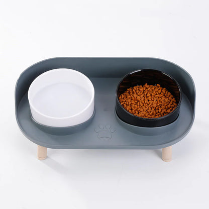 Stable-Elevated Cat Feeder
