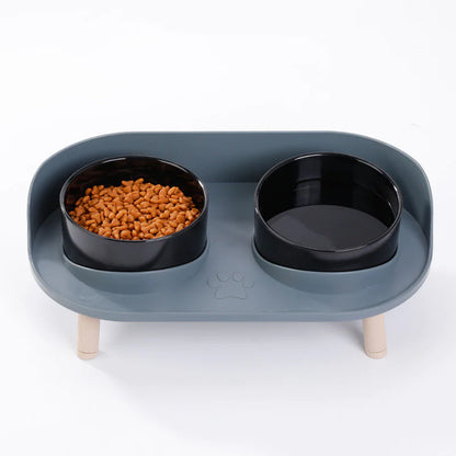 Stable-Elevated Cat Feeder